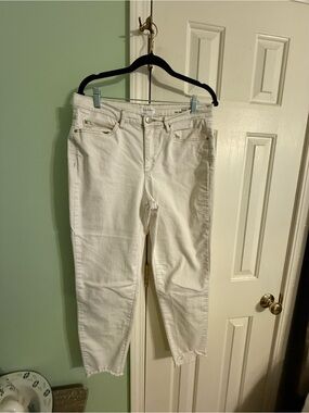 Nicole Miller Cream High-Rise Ankle Skinny Jeans